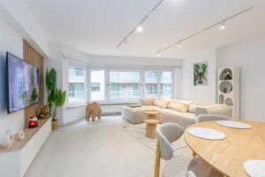 Ostend Center Seasight and Luxury Apartment with Free Parking