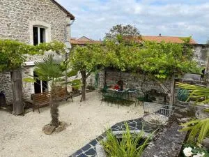 Maison de Reves in Piéguts Pluviers - Champniers-et-Reilhac