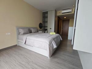 Nagoya Thamrin Cozy Apartment 11TH City View