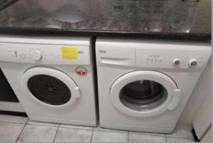 Beach Front Holiday Apartment, Stella Maris, Beach Road, Amanzimtoti