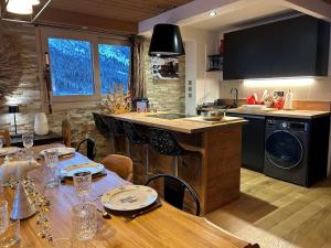 Grand appartement contemporain 10 pers, proche pistes et centre, ascenseur et Wifi inclus - FR-1-180-636