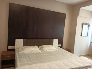 Bella beach walk Baga-Calangute