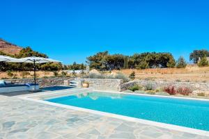 Villa Levantes - quiet location with private pool