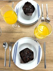 Marmoles Apartments !