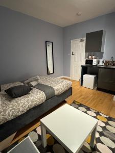 Welcome home flat 6