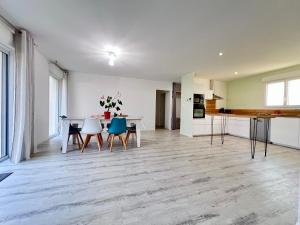 Maisons de vacances MAISON DES OSIERS-JUSQU-A 6 PERSONNES-WIFi : photos des chambres