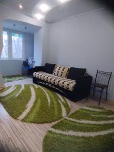 Дизайнерська квартира у центрі міста