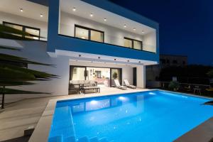Villa Golden Shine Excelsior 