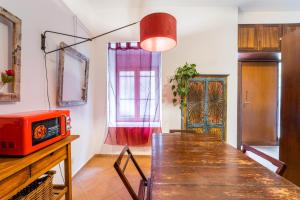 Atelier Colosseo, a Few Step from the Famous Arena