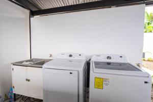 Modern Couple Apartment Near Marino Ballena