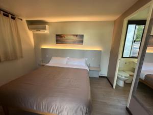 Bungalow (2 Adults)