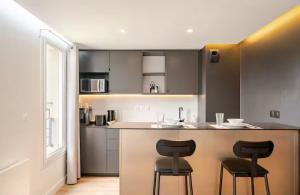 Appartements LOVE ROOM SAUNA,JACCUZZI Netflix Tours : photos des chambres