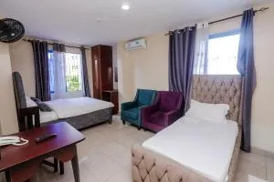 Double Beds Single Room - Nyali