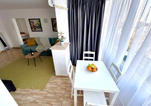 Bucharest Old Town Escape