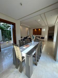 Villa Noria Luxury Pool & Prime Marrakech Location