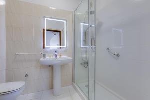 PRESIDENTE - Amplo apart para 6 pessoas com parking e a 10 min da praia da Rocha