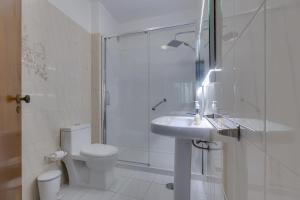 PRESIDENTE - Amplo apart para 6 pessoas com parking e a 10 min da praia da Rocha