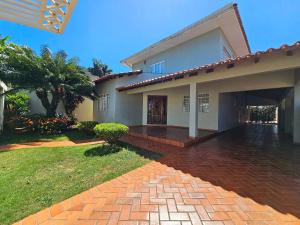 Linda casa 5 quartos prox a av cataratas e centro