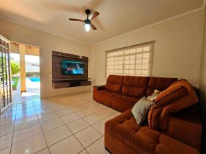 Linda casa 5 quartos prox a av cataratas e centro