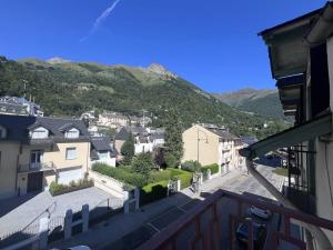 Appartement à Cauterets avec parking privé et coin montagne - FR-1-812-34