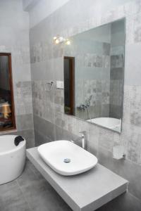 Shavona Bliss Mirissa