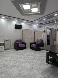 One-Bed Heaven Near the Airport with Netflix & Self Check-in - Nor Kokhp