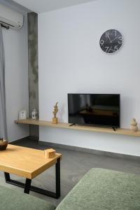 Modern Spacious Apartment