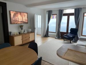 Maisons de vacances SWORD BEACH - Maison de ville en bord de mer a 50m des plages : photos des chambres