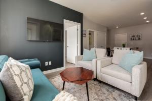 Free Parking, Close to Downtown, Pet Friendly