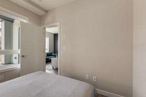 Free Parking, Close to Downtown, Pet Friendly