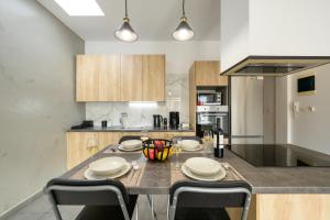 Modern Spacious Apartment