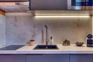 Appartements L-Oasis - Bel appart climatise quartier point du jour Lyon 5 : photos des chambres