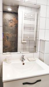 Appartements VILLA REIALA Plan-de-Cuques : photos des chambres