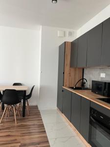 Apartament Warszawa Włochy Jutrzenki 2 pokoje