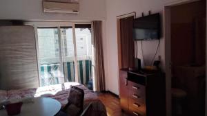 Hermoso departamento amueblado super barato y cerca de supermercados, subtes y colectivos