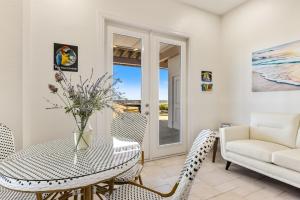 Little Latitude - Low Tide - Oceanfront Bungalow - 6618S