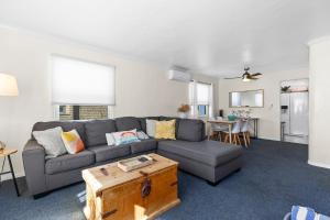 Bayfront Apartment Steps to the Sand - Ultimate Coastal Living