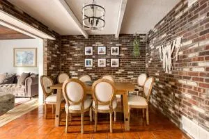 Adorable 4 bedroom home with Pool & more - غرانادا هيلز