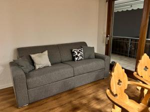 Neu-renovierte - Nov 24 - 2,5 Zi Wohnung mit Traum-Aussicht