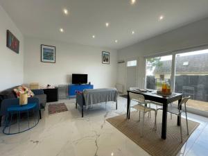 Jacuzzi privé 500m de la mer