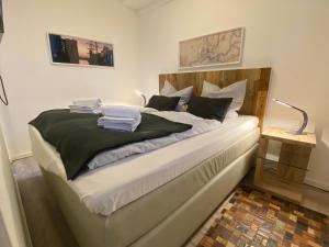 Meerblick, Balkon und private Sauna im historischen Getreidespeicher