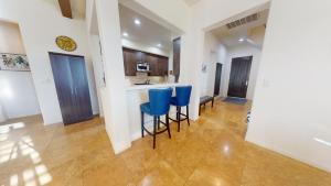 LV316 Spacious LV Townhome Close to LQ Resort
