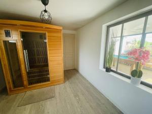 Maisons de vacances Borne arcade, Billard, Flechettes & Sauna 6pers : photos des chambres
