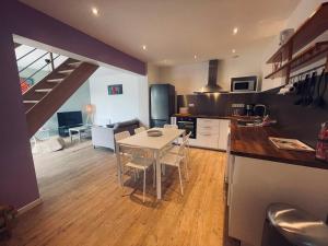 Maisons de vacances Borne arcade, Billard, Flechettes & Sauna 6pers : photos des chambres