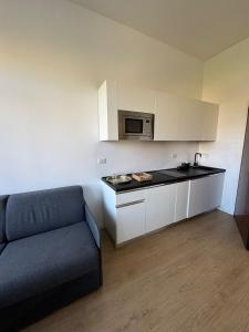 One-Bedroom Deluxe Apartment