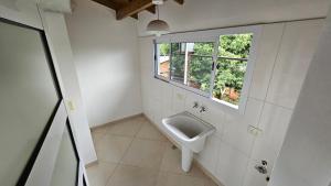 Amplio Departamento en Puerto Iguazú con Balcón