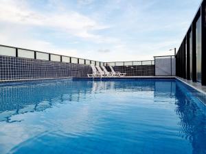 Apartamento na Ponta Verde c Piscina na Cobertura