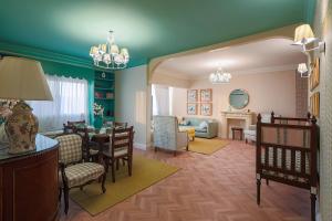 Heliopolis Boutique - 3 BR Apt Centrally located at City Stars