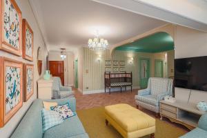 Heliopolis Boutique - 3 BR Apt Centrally located at City Stars