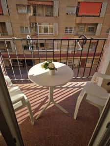 Studio a 200m de la playa los Locos